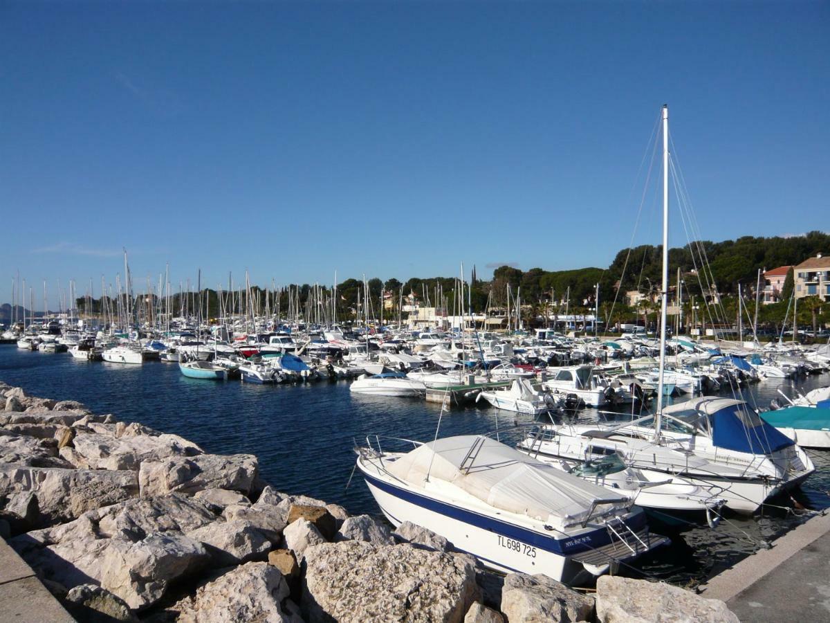 Les Palmiers Lägenhet Saint-Cyr-sur-Mer Exteriör bild